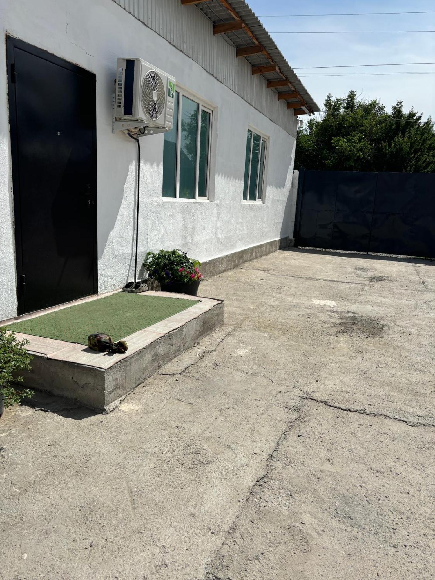 Hostel,Halal Хостел,Халал Tokmok Exterior photo