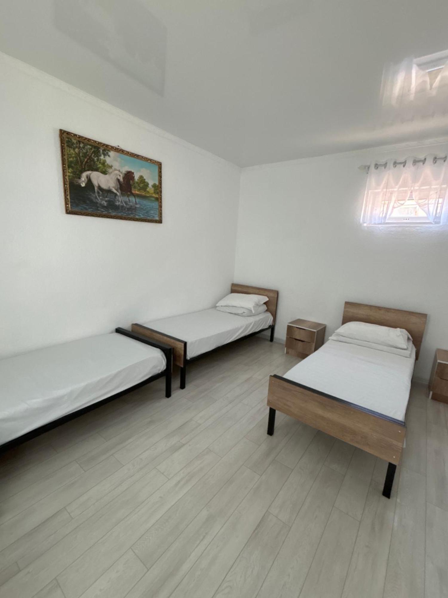 Hostel,Halal Хостел,Халал Tokmok Exterior photo